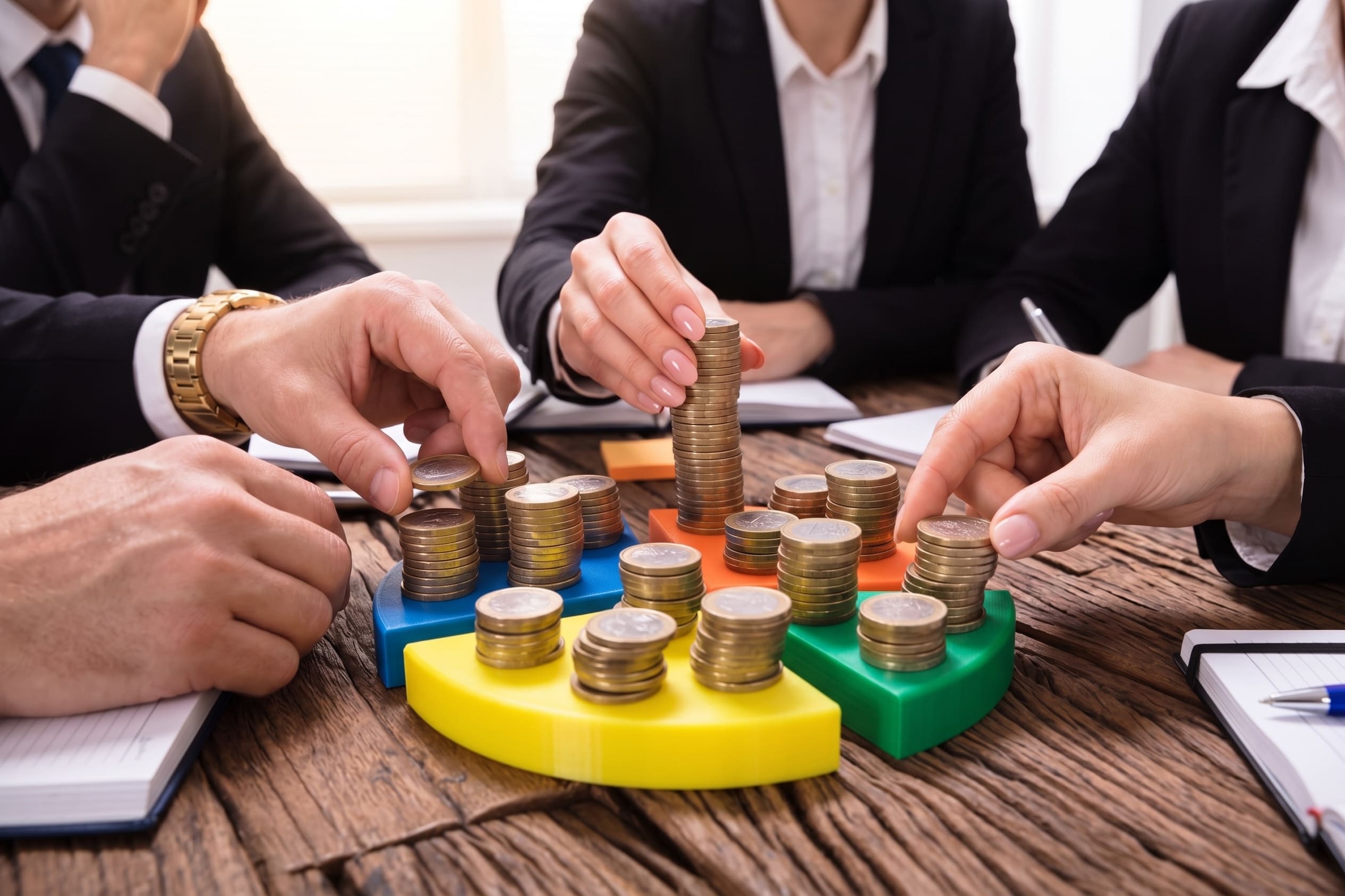 Ronda de Financiación para Startups con Aranguren Legal & Tax en una reunión de trabajo